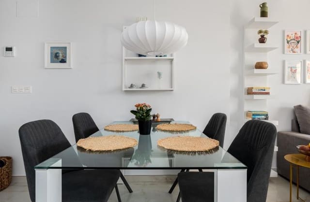 2 soveværelse Lejlighed til salg i Los Altos med swimmingpool garage - € 239.000 (Ref: 9420404)