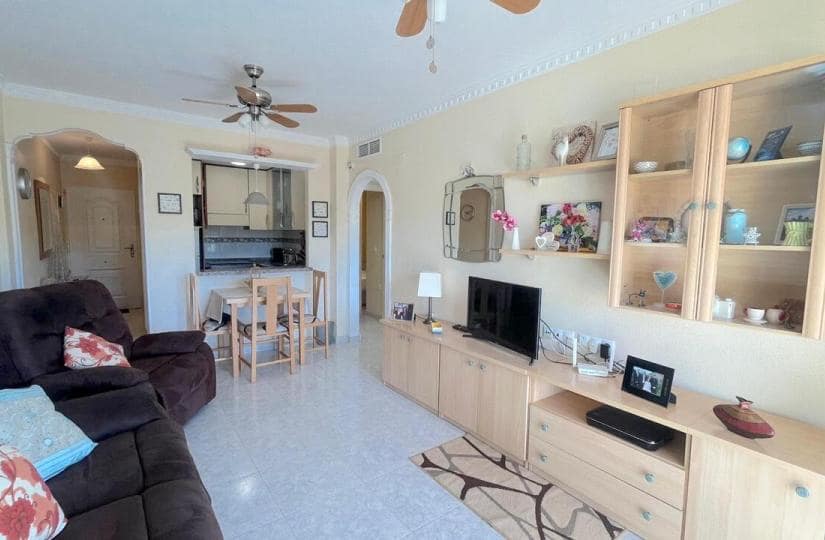 2 bedroom Apartment for sale in Algorfa with pool garage - € 130,000 (Ref: 9420405)