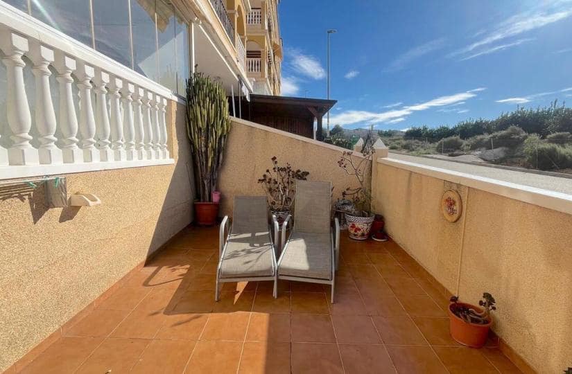 2 bedroom Apartment for sale in Algorfa with pool garage - € 130,000 (Ref: 9420405)