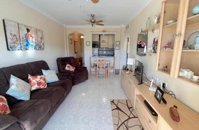 2 soveværelse Lejlighed til salg i Algorfa med swimmingpool garage - € 130.000 (Ref: 9420405)