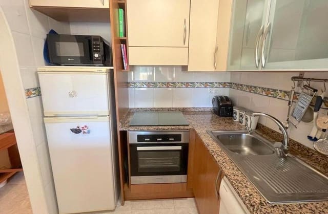 2 soveværelse Lejlighed til salg i Algorfa med swimmingpool garage - € 130.000 (Ref: 9420405)