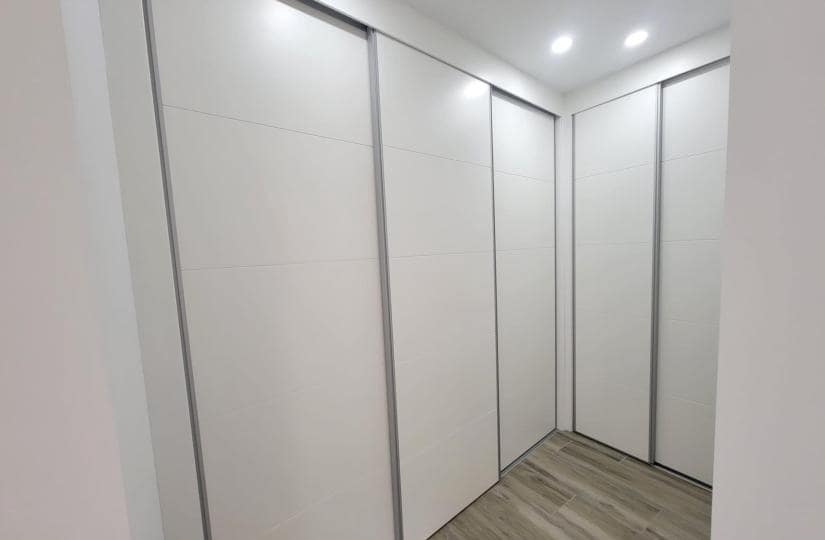 3 makuuhuone Huoneisto myytävänä paikassa Torrevieja mukana uima-altaan 
autotalli - 375 000 € (Ref: 9420406)