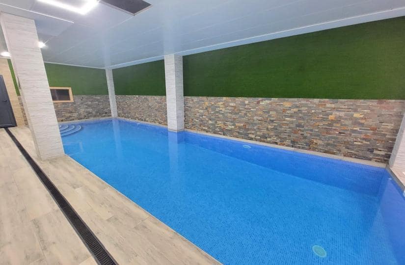 3 makuuhuone Huoneisto myytävänä paikassa Torrevieja mukana uima-altaan 
autotalli - 375 000 € (Ref: 9420406)