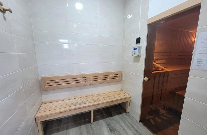 3 makuuhuone Huoneisto myytävänä paikassa Torrevieja mukana uima-altaan 
autotalli - 375 000 € (Ref: 9420406)