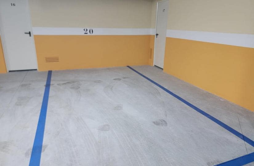 3 makuuhuone Huoneisto myytävänä paikassa Torrevieja mukana uima-altaan 
autotalli - 375 000 € (Ref: 9420406)