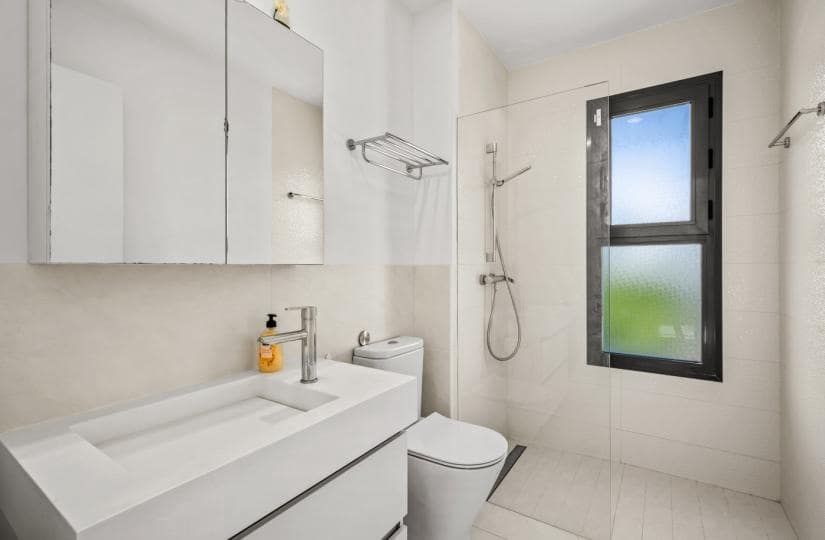 3 soveværelse Bungalow til salg i Torrevieja med swimmingpool garage - € 569.000 (Ref: 9420409)