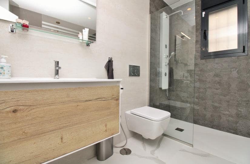 2 bedroom Apartment for sale in San Miguel de Salinas with pool - € 349,950 (Ref: 9420410)