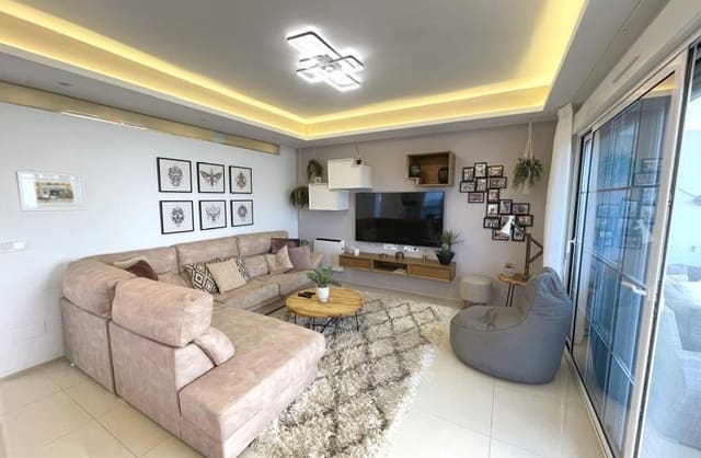 2 soverom Leilighet til salgs i Doña Pepa, Rojales med svømmebasseng - € 279 000 (Ref: 9420417)