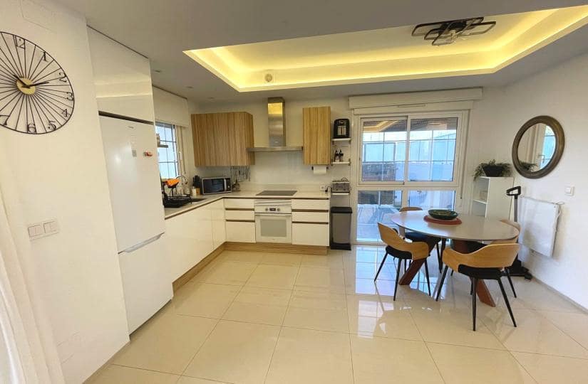 2 bedroom Apartment for sale in Dona Pepa with pool - € 279,000 (Ref: 9420417)