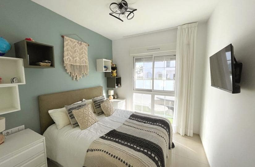 2 bedroom Apartment for sale in Dona Pepa with pool - € 279,000 (Ref: 9420417)