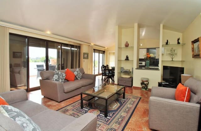 2 soveværelse Lejlighed til salg i Dehesa de Campoamor, Orihuela med swimmingpool garage - € 295.000 (Ref: 9420418)