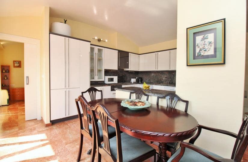 2 bedroom Apartment for sale in Dehesa de Campoamor with pool garage - € 295,000 (Ref: 9420418)