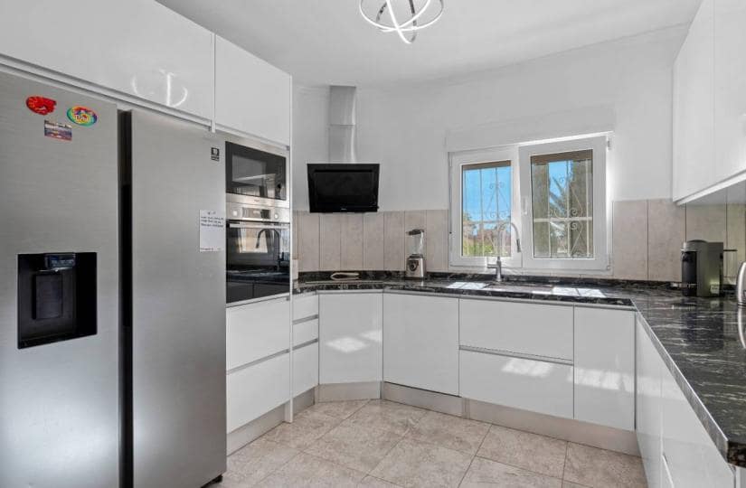 5 chambre Villa/Maison à vendre à Ciudad Quesada avec piscine garage - 795 000 € (Ref: 9420419)