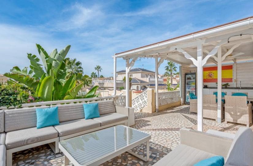 5 chambre Villa/Maison à vendre à Ciudad Quesada avec piscine garage - 795 000 € (Ref: 9420419)