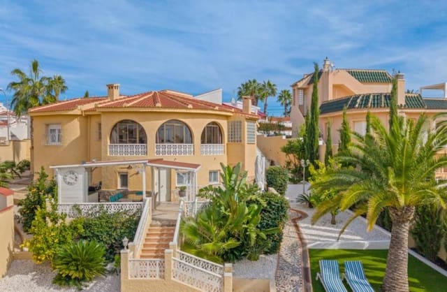 5 chambre Villa/Maison à vendre à Ciudad Quesada, Rojales avec piscine garage - 795 000 € (Ref: 9420419)