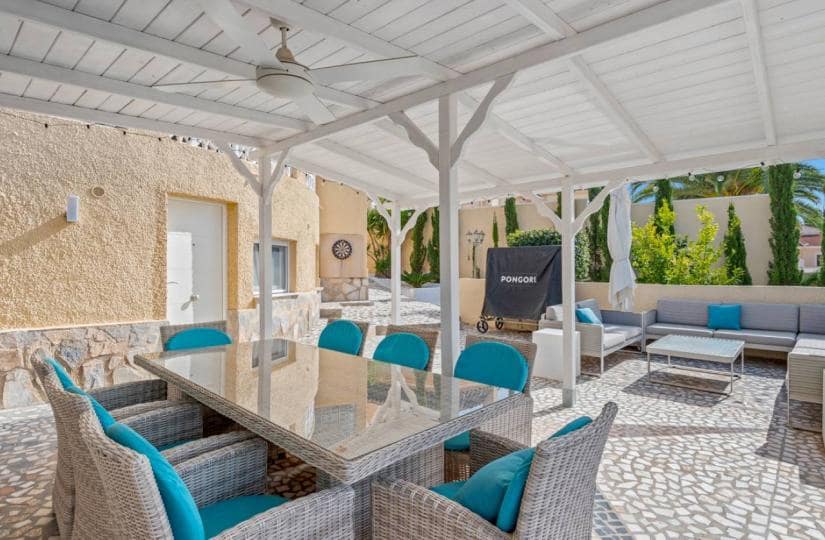 5 chambre Villa/Maison à vendre à Ciudad Quesada avec piscine garage - 795 000 € (Ref: 9420419)