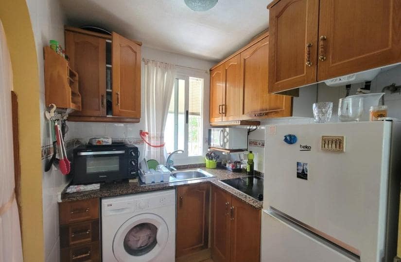 2 sovrum Lägenhet till salu i Torrevieja med pool - 118 900 € (Ref: 9420421)