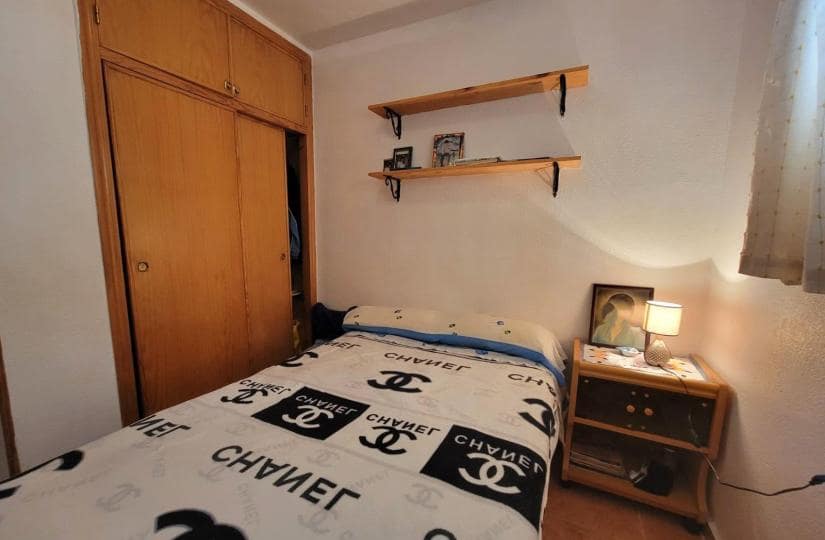 2 sovrum Lägenhet till salu i Torrevieja med pool - 118 900 € (Ref: 9420421)