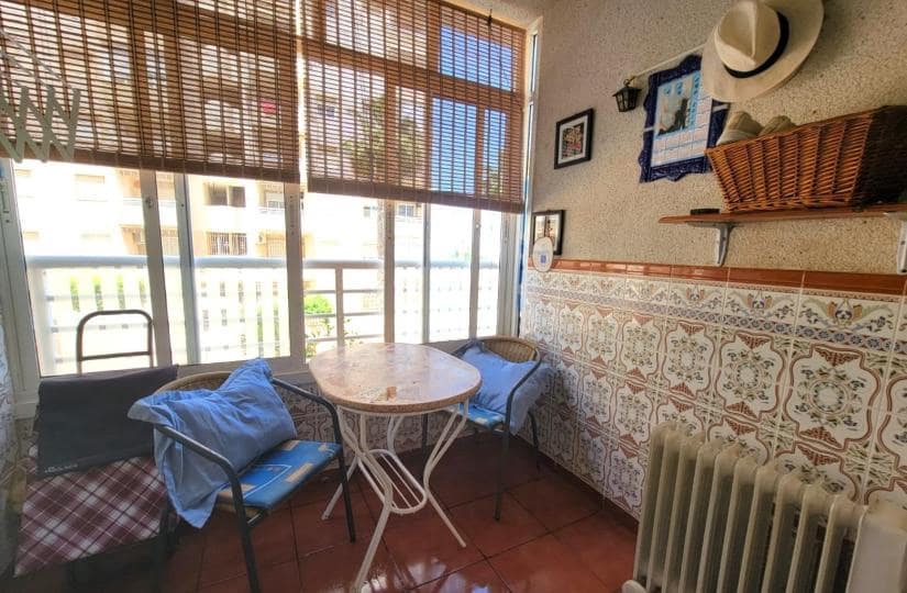 2 sovrum Lägenhet till salu i Torrevieja med pool - 118 900 € (Ref: 9420421)