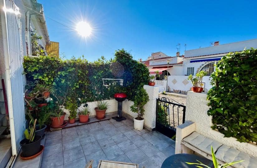 1 bedroom Bungalow for sale in Torrevieja - € 79,950 (Ref: 9420424)