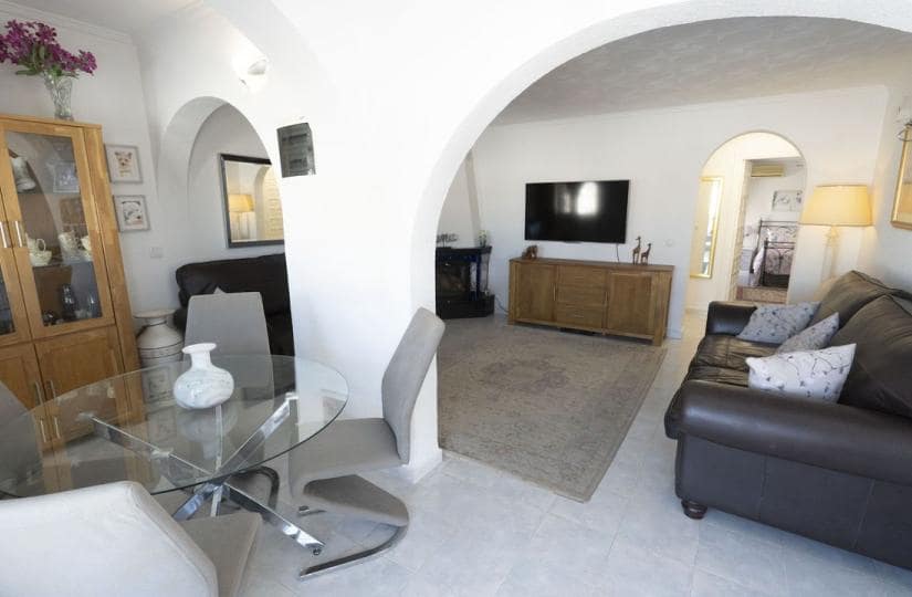 3 chambre Villa/Maison à vendre à San Luis avec piscine garage - 335 000 € (Ref: 9420425)