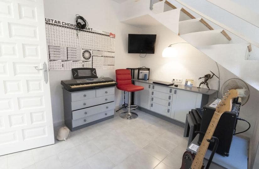 3 chambre Villa/Maison à vendre à San Luis avec piscine garage - 335 000 € (Ref: 9420425)