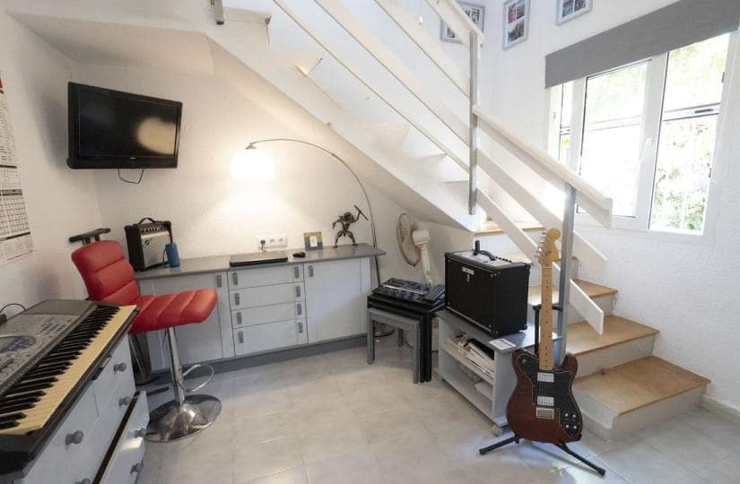 3 chambre Villa/Maison à vendre à San Luis avec piscine garage - 335 000 € (Ref: 9420425)