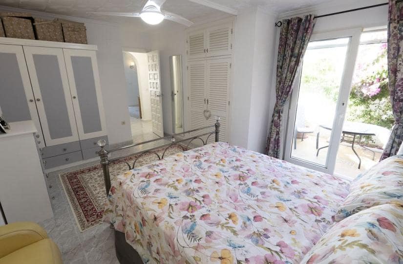 3 chambre Villa/Maison à vendre à San Luis avec piscine garage - 335 000 € (Ref: 9420425)