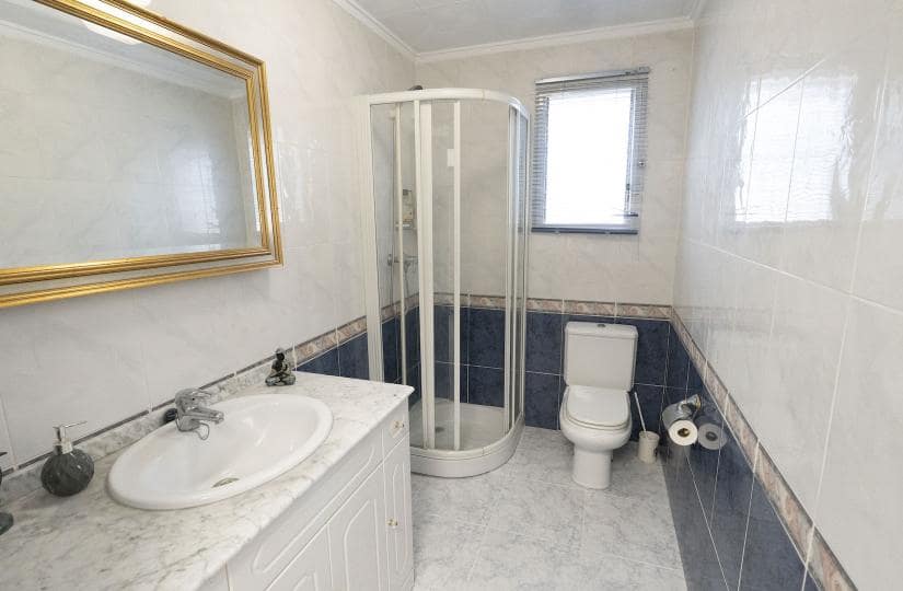 3 chambre Villa/Maison à vendre à San Luis avec piscine garage - 335 000 € (Ref: 9420425)