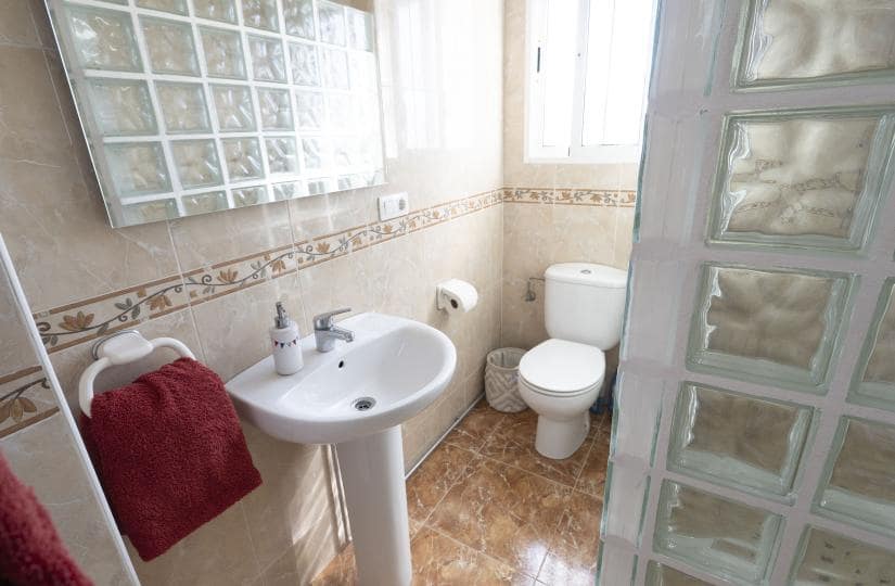 3 chambre Villa/Maison à vendre à San Luis avec piscine garage - 335 000 € (Ref: 9420425)