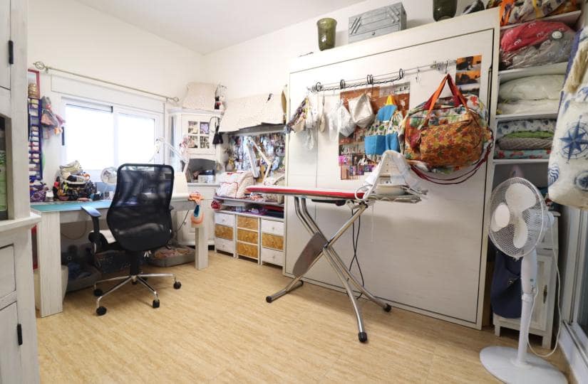 3 makuuhuone Maalaistalo myytävänä paikassa La Campaneta mukana uima-altaan 
autotalli - 375 000 € (Ref: 9420426)