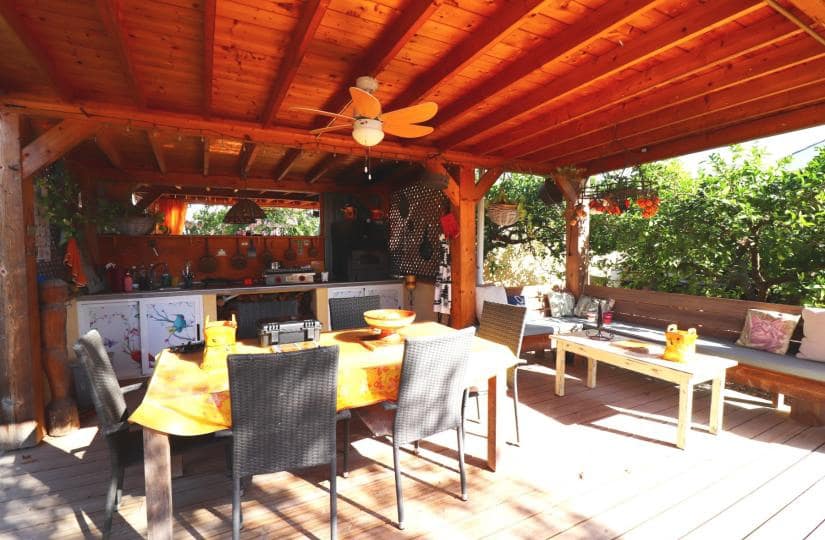 3 makuuhuone Maalaistalo myytävänä paikassa La Campaneta mukana uima-altaan 
autotalli - 375 000 € (Ref: 9420426)