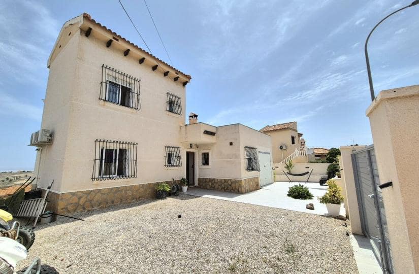 5 sovrum Villa till salu i San Miguel de Salinas med garage - 599 999 € (Ref: 9420427)