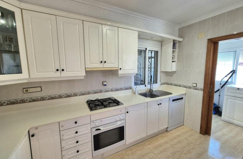 5 sovrum Villa till salu i San Miguel de Salinas med garage - 599 999 € (Ref: 9420427)