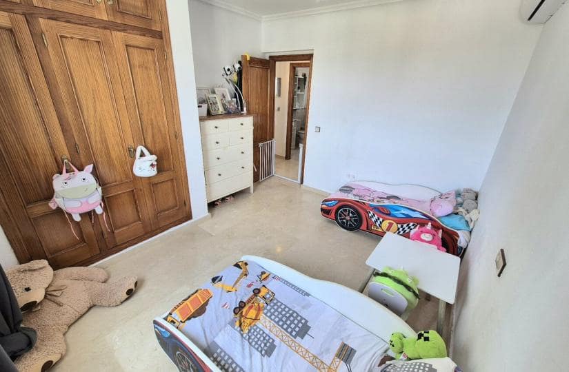 5 sovrum Villa till salu i San Miguel de Salinas med garage - 599 999 € (Ref: 9420427)