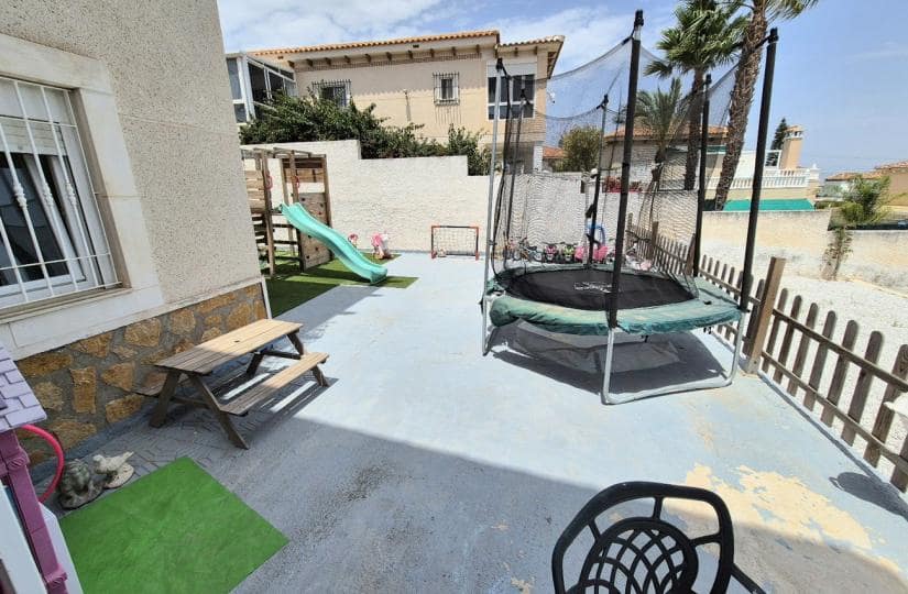 5 sovrum Villa till salu i San Miguel de Salinas med garage - 599 999 € (Ref: 9420427)