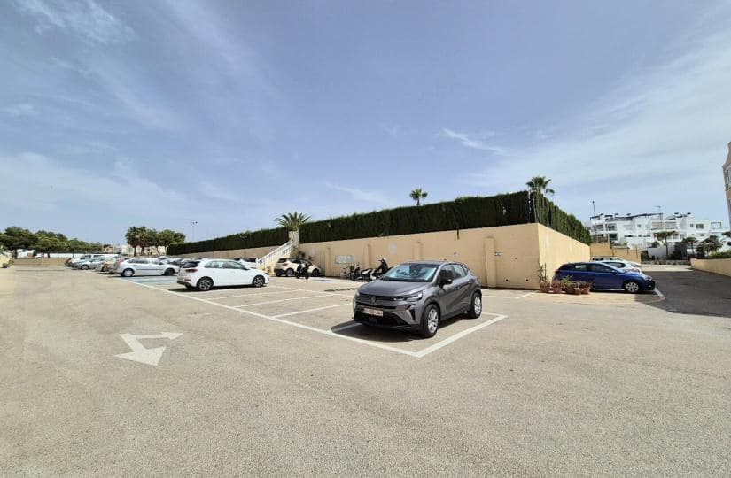 2 soveværelse Lejlighed til salg i Orihuela Costa med swimmingpool - € 144.950 (Ref: 9420428)