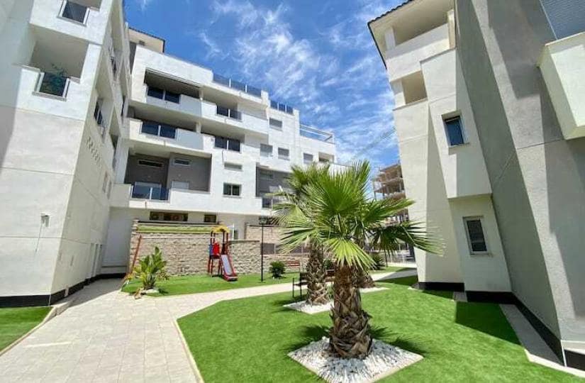 2 bedroom Apartment for sale in Dehesa de Campoamor with garage - € 209,950 (Ref: 9420429)