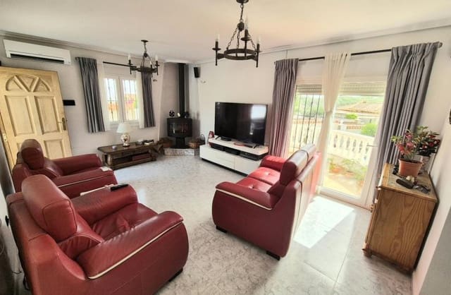 3 bedroom Villa for sale in San Miguel de Salinas with garage - € 399,950 (Ref: 9420431)