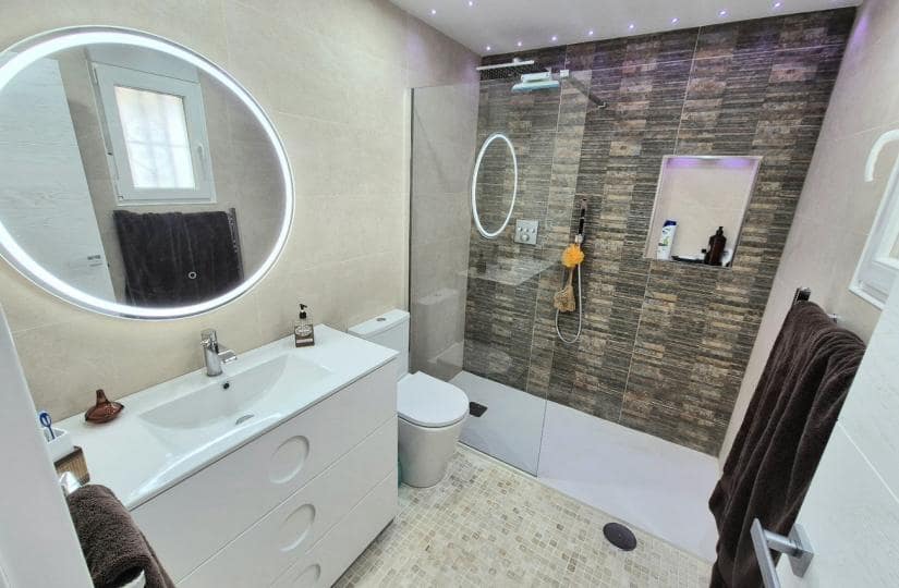 3 bedroom Villa for sale in San Miguel de Salinas with pool garage - € 399,950 (Ref: 9420431)