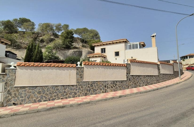 3 bedroom Villa for sale in San Miguel de Salinas with pool garage - € 399,950 (Ref: 9420431)