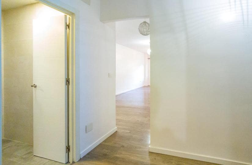 3 soveværelse Lejlighed til salg i Torrevieja - € 149.900 (Ref: 9420434)