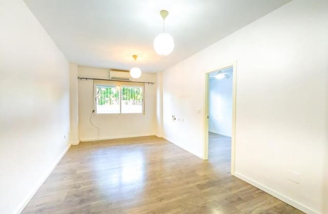 3 soveværelse Lejlighed til salg i Centro - Muelle Pesquero, Torrevieja - € 149.900 (Ref: 9420434)