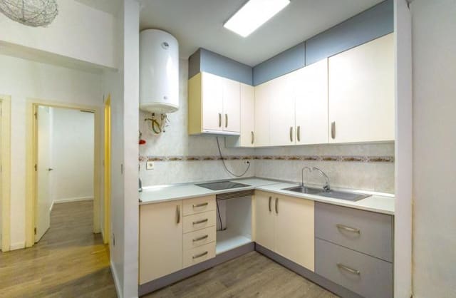 3 soveværelse Lejlighed til salg i Centro - Muelle Pesquero, Torrevieja - € 149.900 (Ref: 9420434)