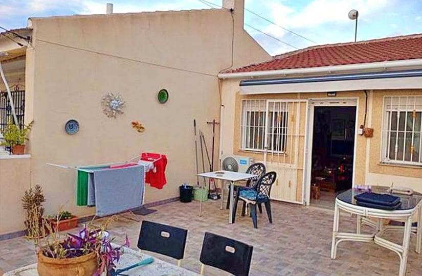 2 soverom Bungalow til salgs i Torrevieja - € 143 000 (Ref: 9420436)