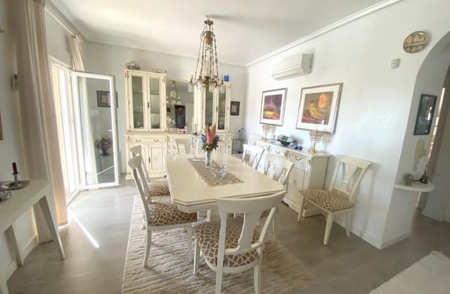 3 bedroom Villa for sale in Ciudad Quesada, Rojales with pool garage - € 575,000 (Ref: 9420441)