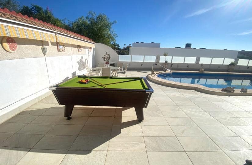 3 bedroom Villa for sale in Ciudad Quesada with pool garage - € 575,000 (Ref: 9420441)