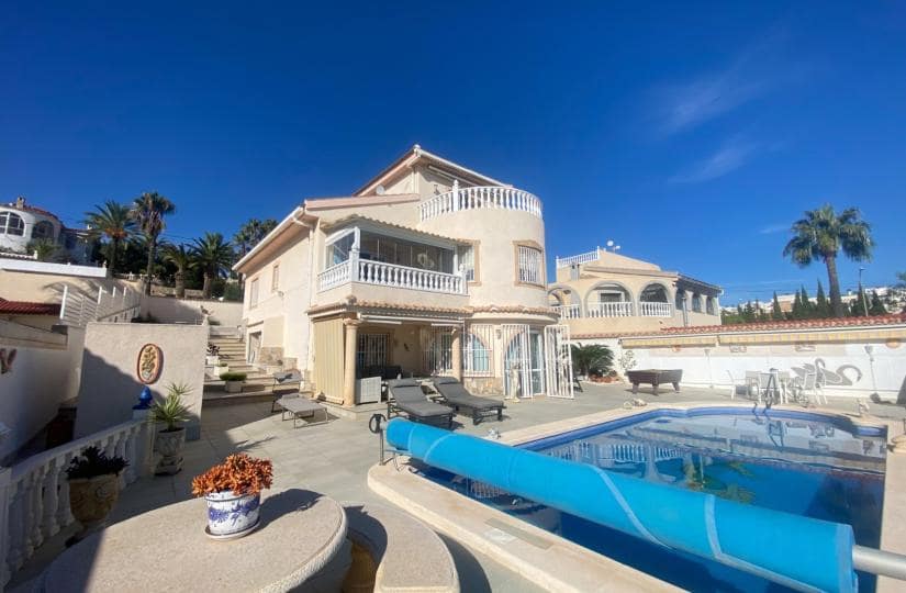 3 bedroom Villa for sale in Ciudad Quesada with pool garage - € 575,000 (Ref: 9420441)