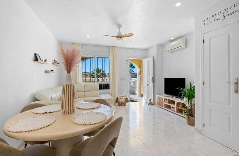 3 bedroom Semi-detached Villa for sale in Benijofar with pool garage - € 269,000 (Ref: 9424142)