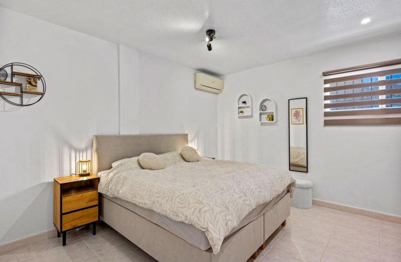 3 bedroom Semi-detached Villa for sale in Benijofar with pool garage - € 269,000 (Ref: 9424142)